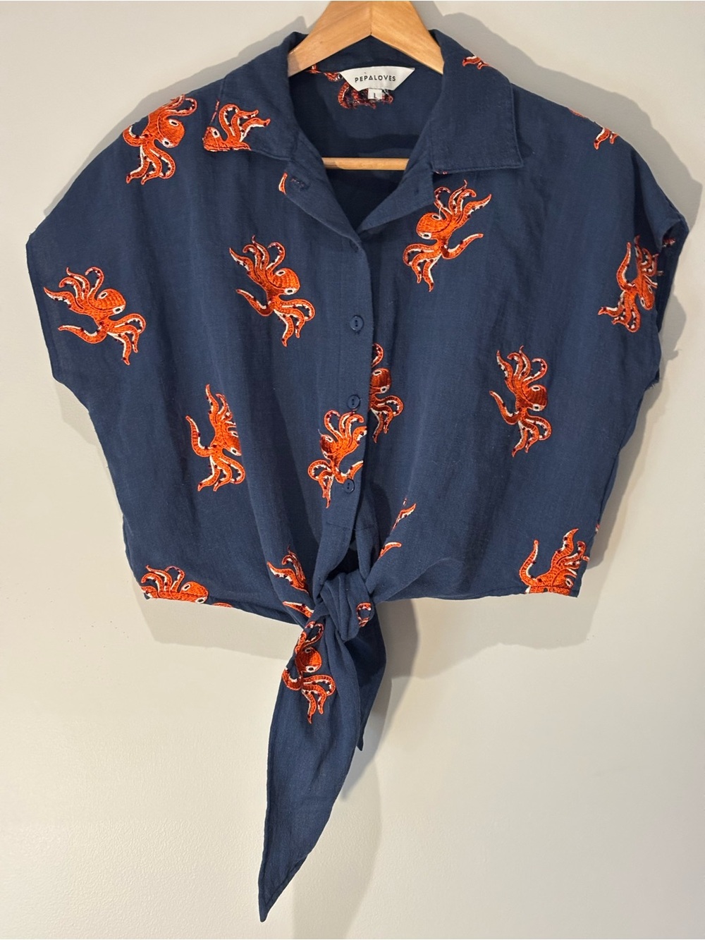 Pepaloves Tie-Front Embroidered Octopus Shirt | Cropped + Button-Up | Size Large